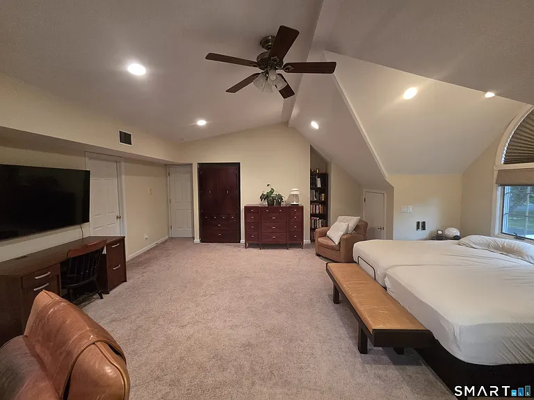 156 Fieldcrest Dr — Photo 23