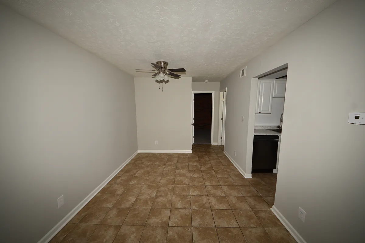 Building Photo - 928 Ohio Pike #508