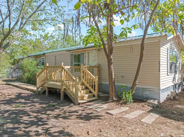 2528 Baywood Dr, Wills Point, TX 75169