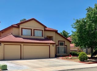 1816 Bradcliff Way, Palmdale, CA 93551