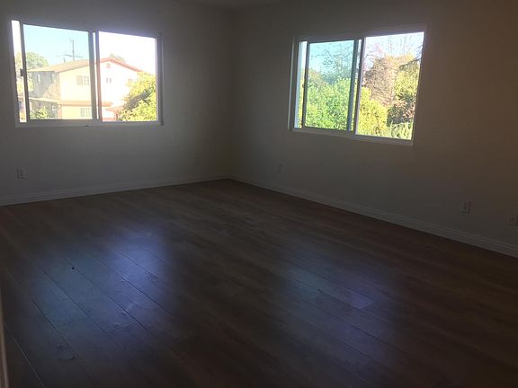 Upstairs 1st bedroom