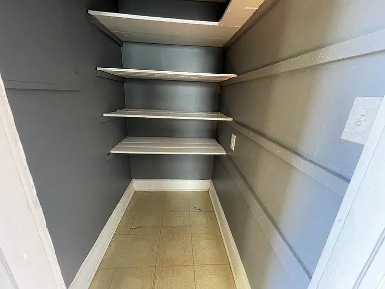 297 Fulton Ave — Photo 5