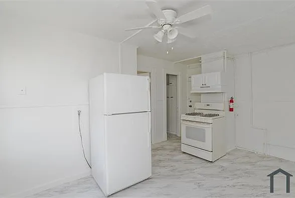 320 Front St #2 — Photo 8