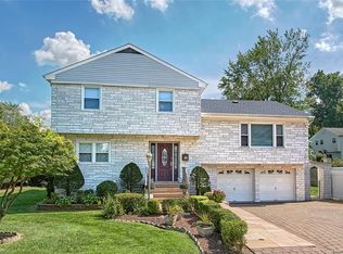 1 Kathwood Rd, White Plains, NY 10607