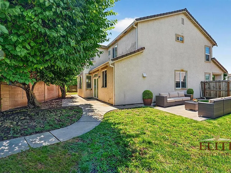 1305 Derby Dr — Photo 18