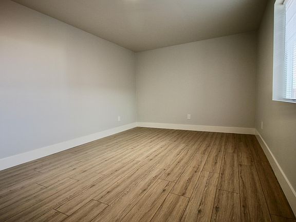West bedroom