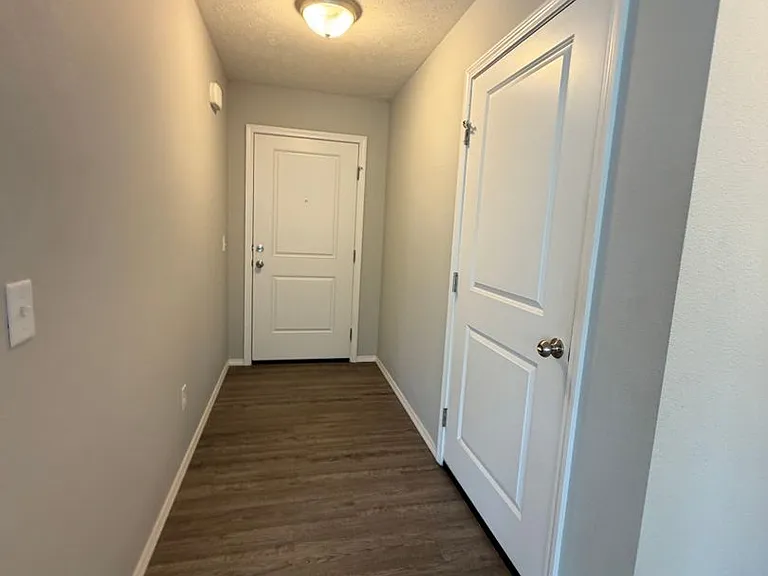 414 W Picardy St — Photo 8