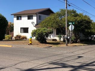 1510 Thompson Rd, Coos Bay, OR 97420