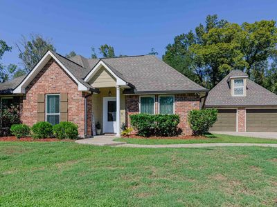 44380 Kaytain Xing, Sorrento, LA, 70778