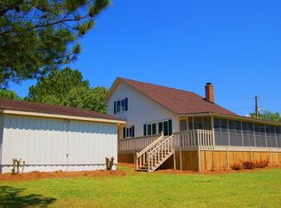1320 Twin Rivers Rd, Greensboro, GA 30642