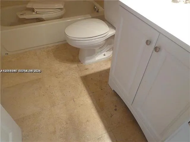 14864 NE 6th Ave #3C — Photo 6