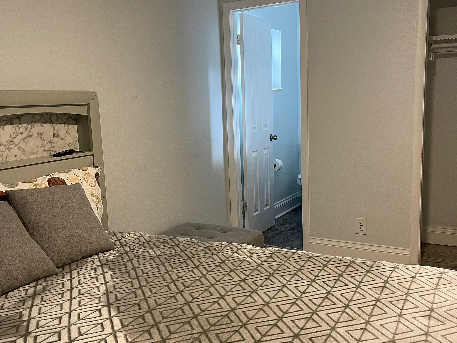 S Lansdale Cir, Tampa — Photo 4