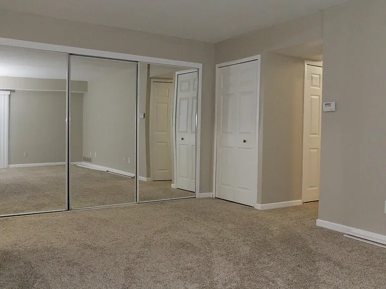 30060 W Twelve Mile Rd #86 — Photo 11