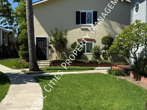 12100 Montecito Rd #1, Los Alamitos, CA 90720
