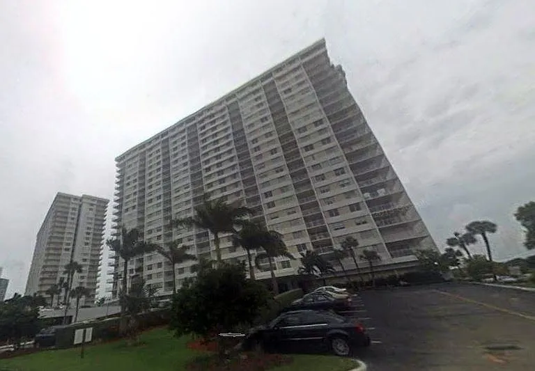 Bayview Dr — Photo 11