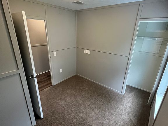 5th image of 15057 Forest Blvd N Trailer 116