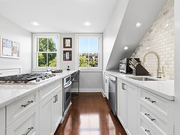 3rd image of 141 W Concord St #3