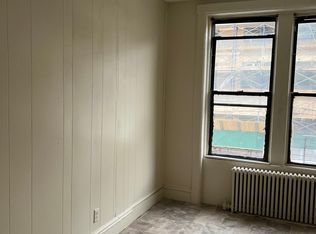 82 Essex St, Brooklyn, NY 11208