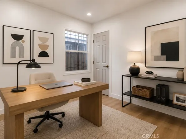 3477 W 71st St, Los Angeles, CA 90043
