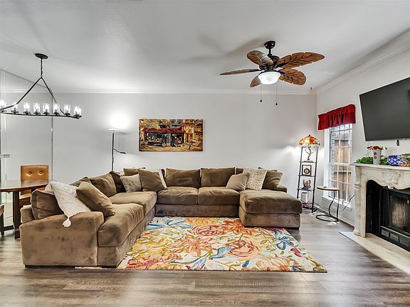 3rd image of 17645 Red Oak Dr #7645