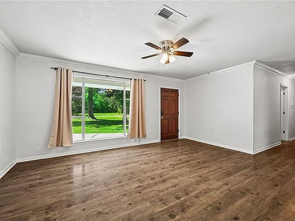 3rd image of 48198 Stafford Rd