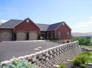 106429 E Badger Road, Kennewick, WA 99338