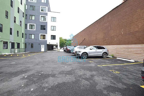 Rented by null | media 55