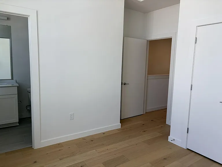2200 McFly St #6105 — Photo 23