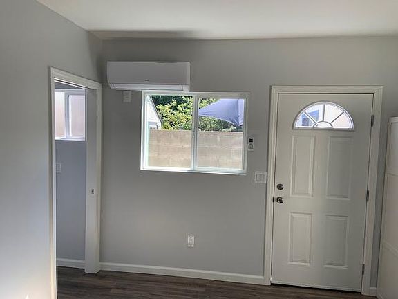4th image of 11301 Miranda St #2