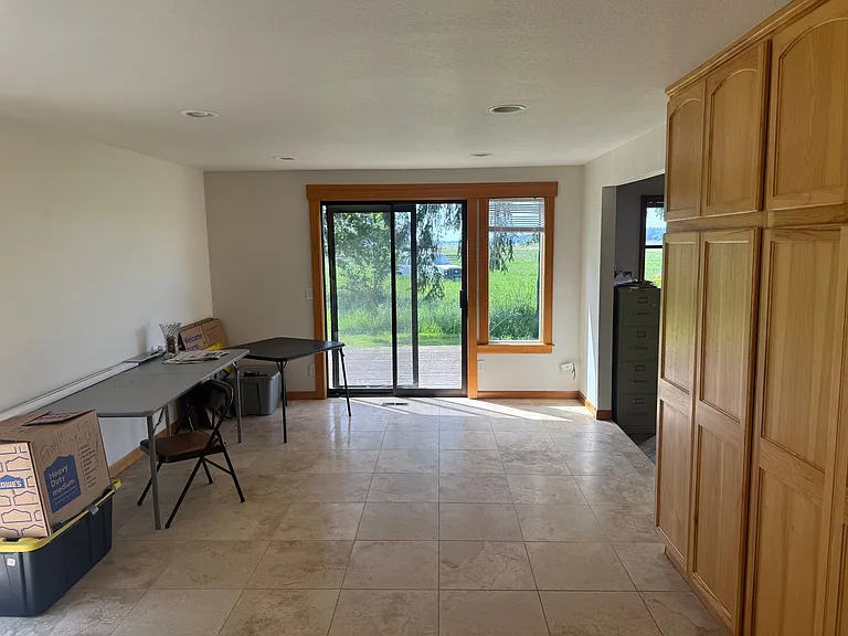 16325 Dike Rd — Photo 11