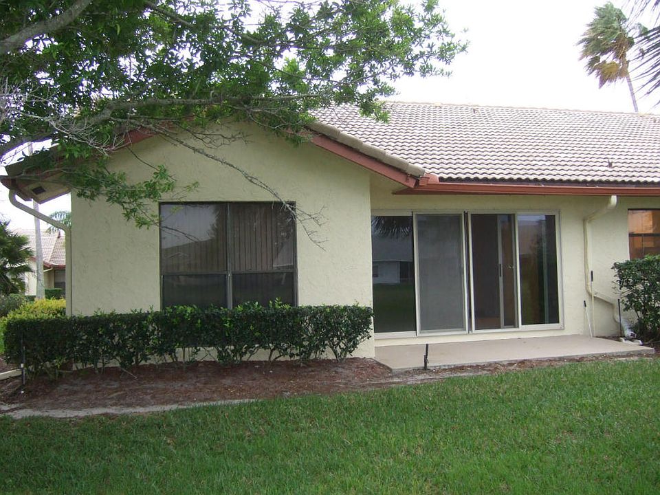 1st image of 4168 Gator Trace Villas Cir