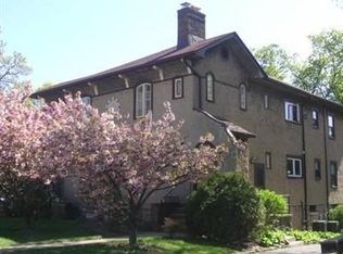 116 Petersville Rd, New Rochelle, NY 10801