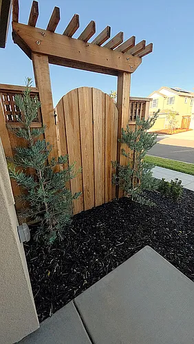 675 E Diaz Ln Photo 1