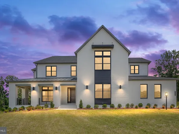 1205 Riley Preserve Ct, Great Falls, VA 22066