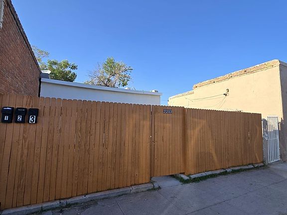 2nd image of 2203 Magoffin Ave #1-2-3
