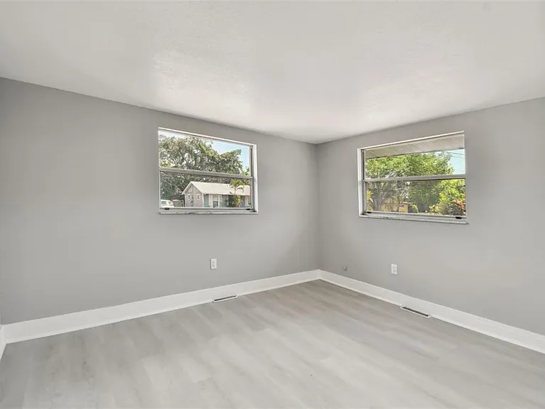 4411 3rd Ave E — Photo 16