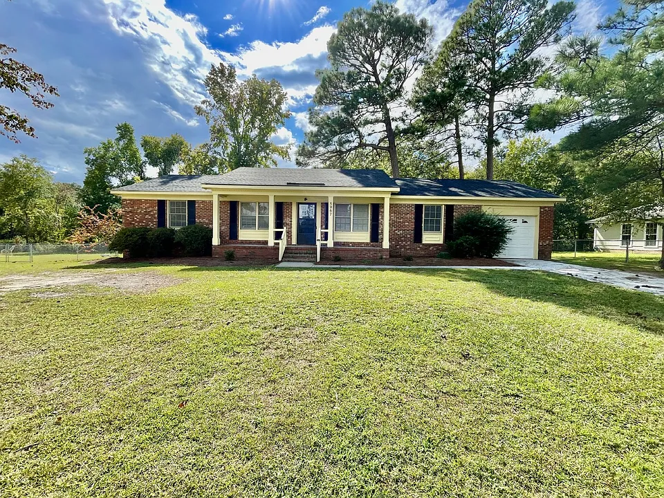 5967 Lake Trail Dr