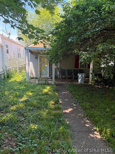 2nd image of 2404 Shrader Avenue