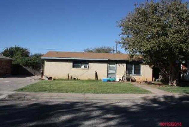 1st image of 707 NW 12th St
