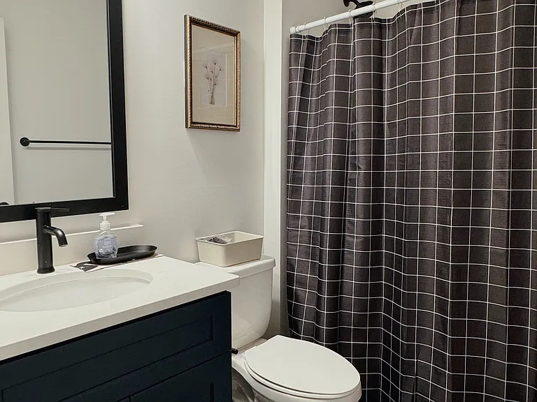 2517 Pruitt St — Photo 5