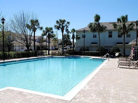 4th image of 865 Southern Creek Dr