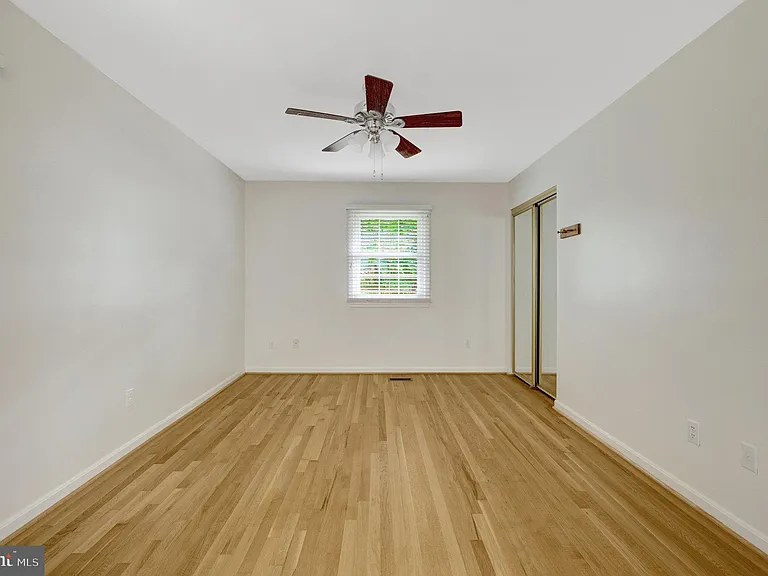 615 Kearney Ct SW — Photo 33