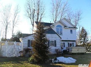 54 Charter Rd, Selden, NY 11784