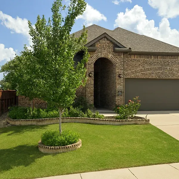 4 bed, 2078 sqft, $2,800 — Photo 1