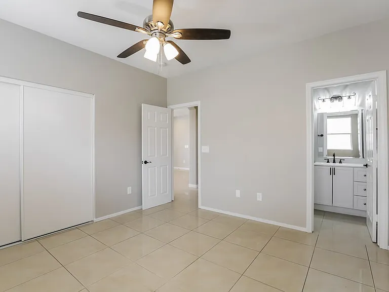 8139 Ficus Dr — Photo 9
