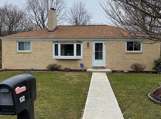 132 Skylark Dr, Glenshaw, PA