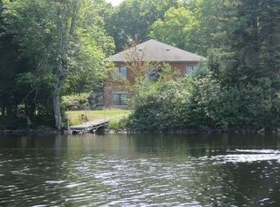 108 Elizabeth Rd, Iron River, MI 49935