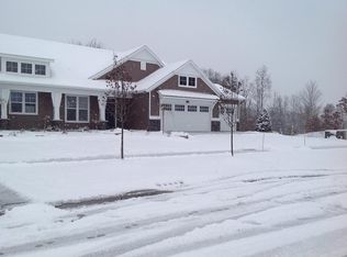 4221 Boynton Hollow Dr SW, Grandville, MI 49418