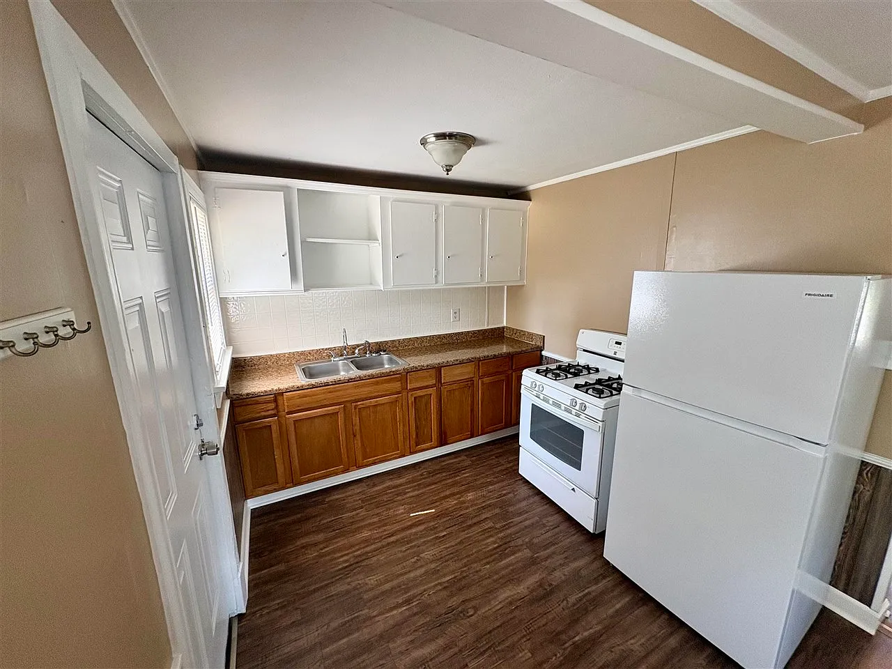 2 bed, 728 sqft, $850 — Photo 4