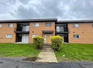 26680 Tungsten Rd APT 104, Euclid, OH 44132